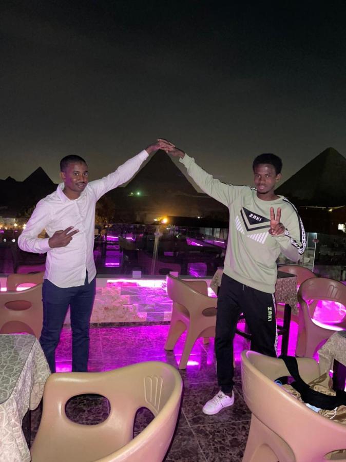 Homestay Magic Pyramids View *